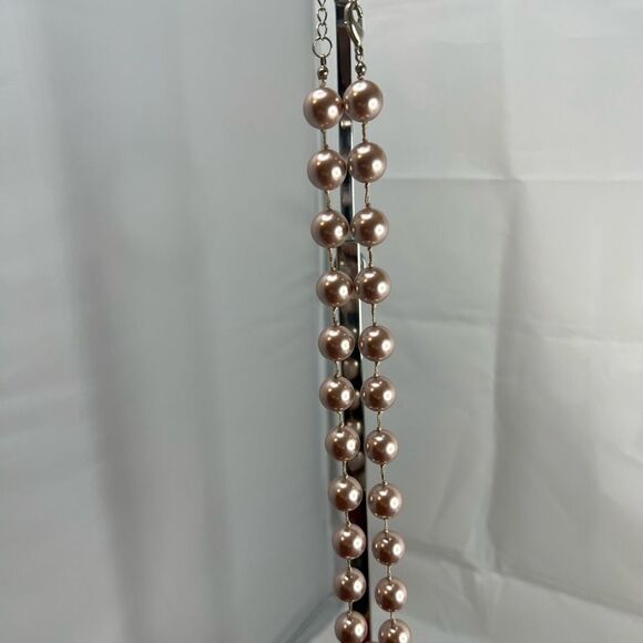 Faux Pink Large Pearls Necklace - Picture 6 of 7